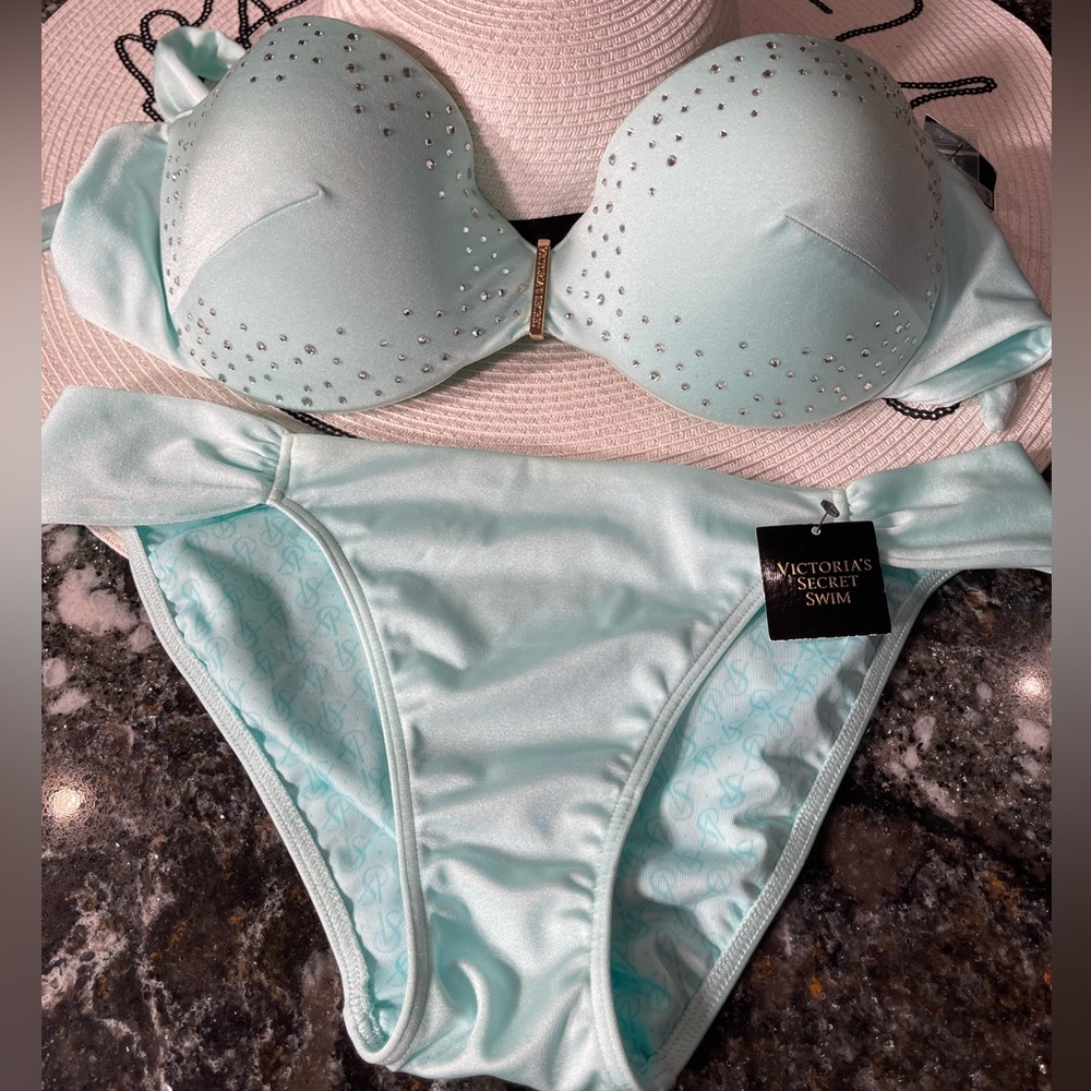 Vintage and new with tags Victoria’s secret’s bikini 👙 34DD/M bottoms - Picture 11 of 12